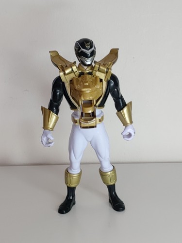 Power rangers super megaforce - super,